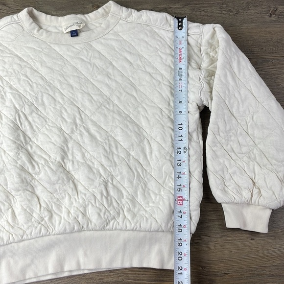 Universal Thread Women’s Cream Quilted Pullover Sweatshirt, size small - Picture 5 of 9